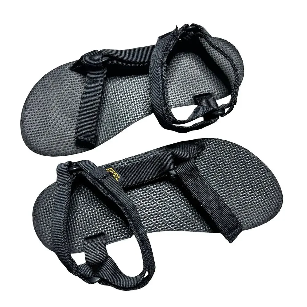 TEVA Big Kids Universal Flat Sandal Black 4